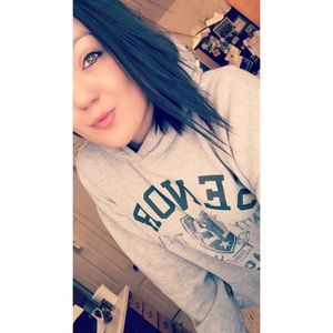 Meet your Posher, Amber